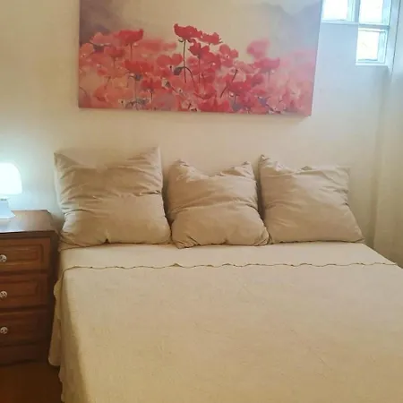 Cosy In Sagres, 42 Sqm With Garden View * סאגרש