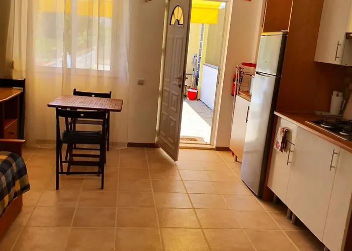 Cosy In Sagres, 42 Sqm With Garden View Sagres